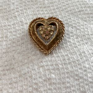 Vintage heart brooch, gold plated w/rhinestones